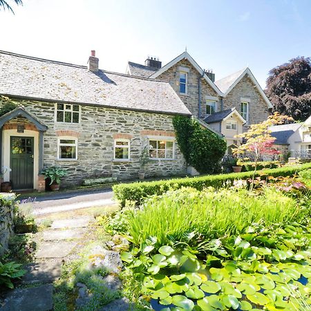 Aber Clwyd Manor Villa Derwen Exteriör bild
